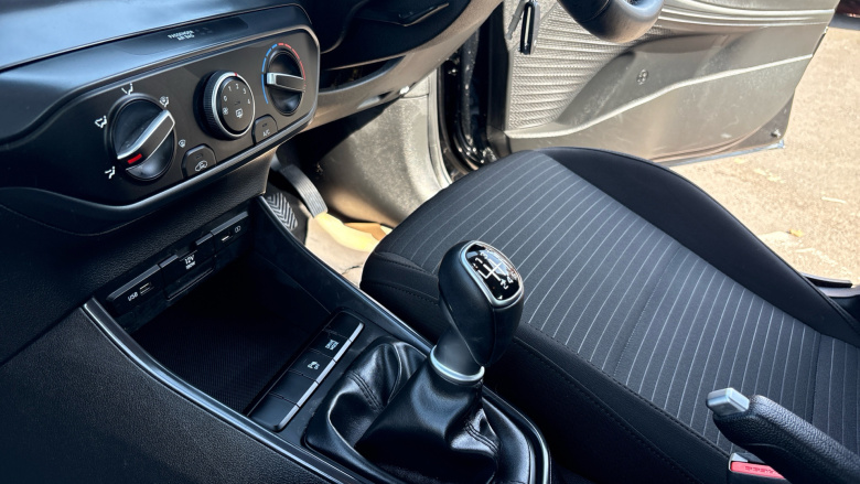 Hyundai i20 1.0T GDi 48V MHD SE Connect 5dr Petrol Hatchback